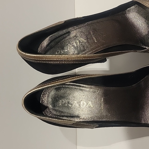 Glamorous Prada Heels - Picture 7 of 7